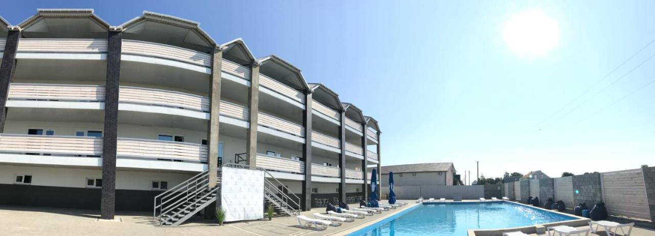Lazurit Family Hotel Лазурное Экстерьер фото