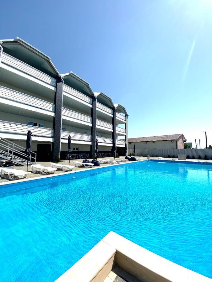 Lazurit Family Hotel Лазурное Экстерьер фото